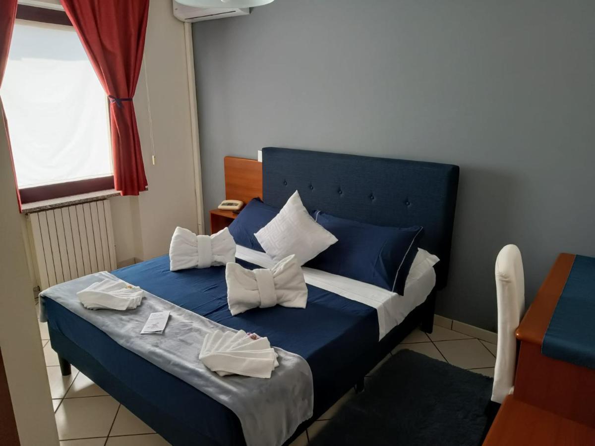 hotel baiardo Romagnano Sesia Bagian luar foto