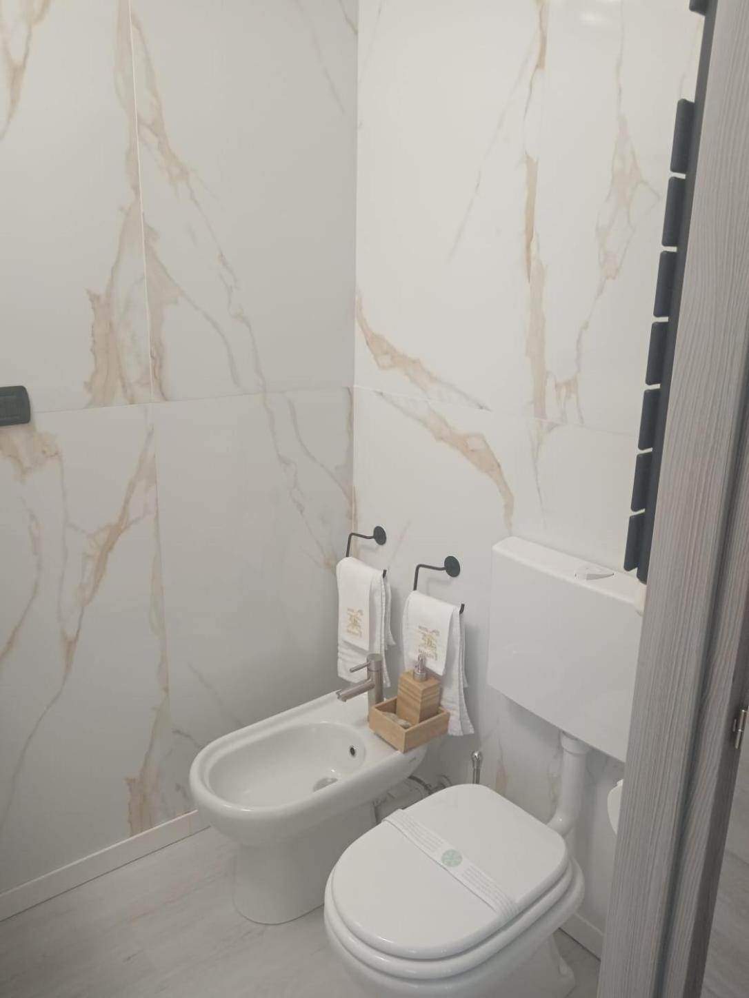 hotel baiardo Romagnano Sesia Bagian luar foto